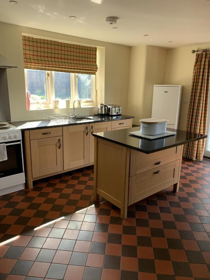 Thornton Manor - Holiday Cottages And Apartments Heswall Εξωτερικό φωτογραφία