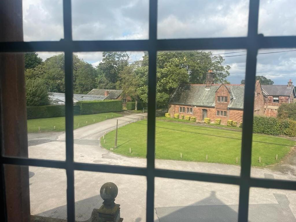Thornton Manor - Holiday Cottages And Apartments Heswall Δωμάτιο φωτογραφία