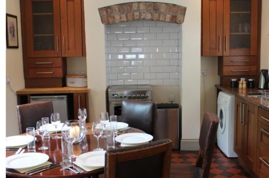 Thornton Manor - Holiday Cottages And Apartments Heswall Δωμάτιο φωτογραφία