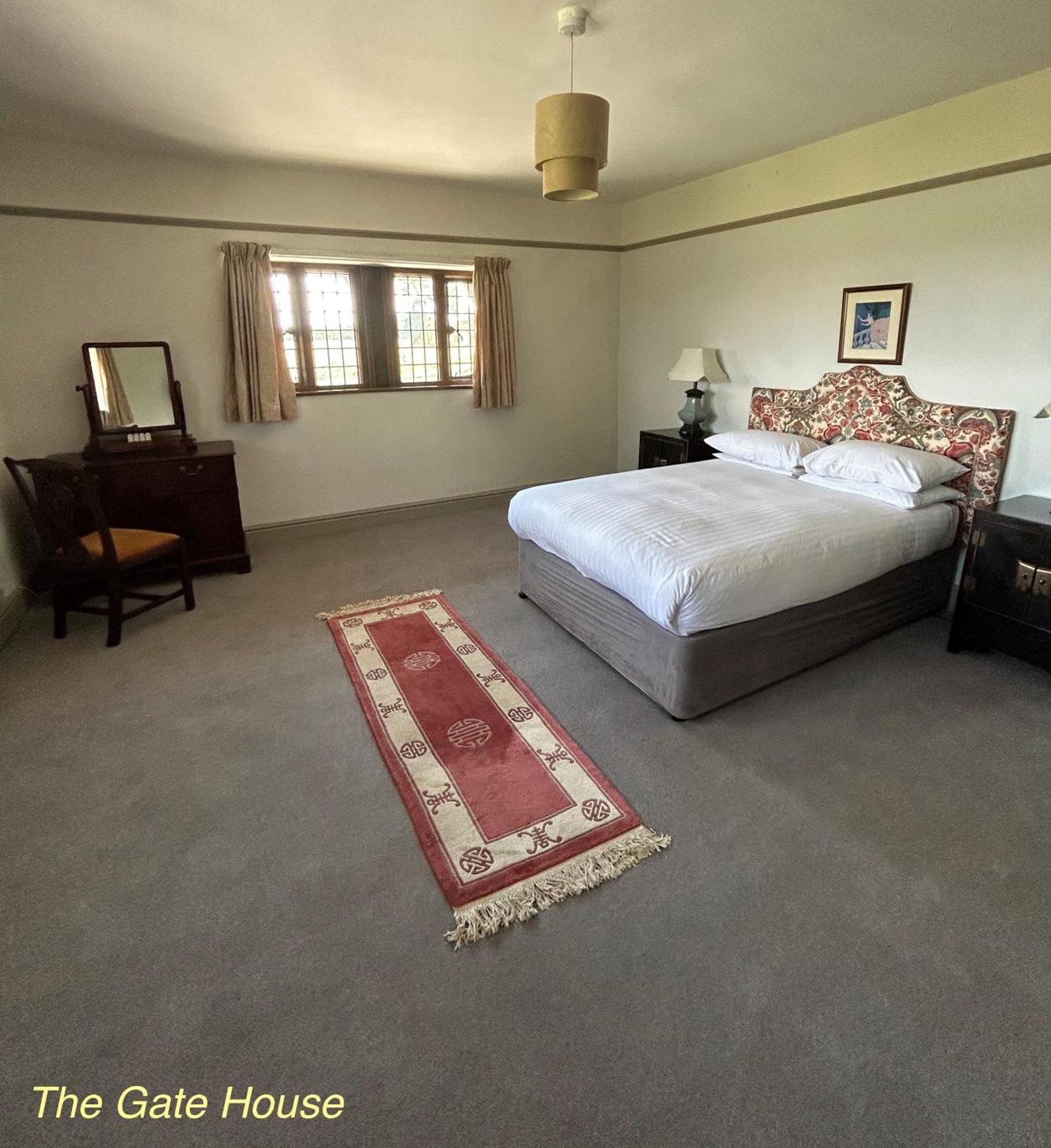 Thornton Manor - Holiday Cottages And Apartments Heswall Εξωτερικό φωτογραφία