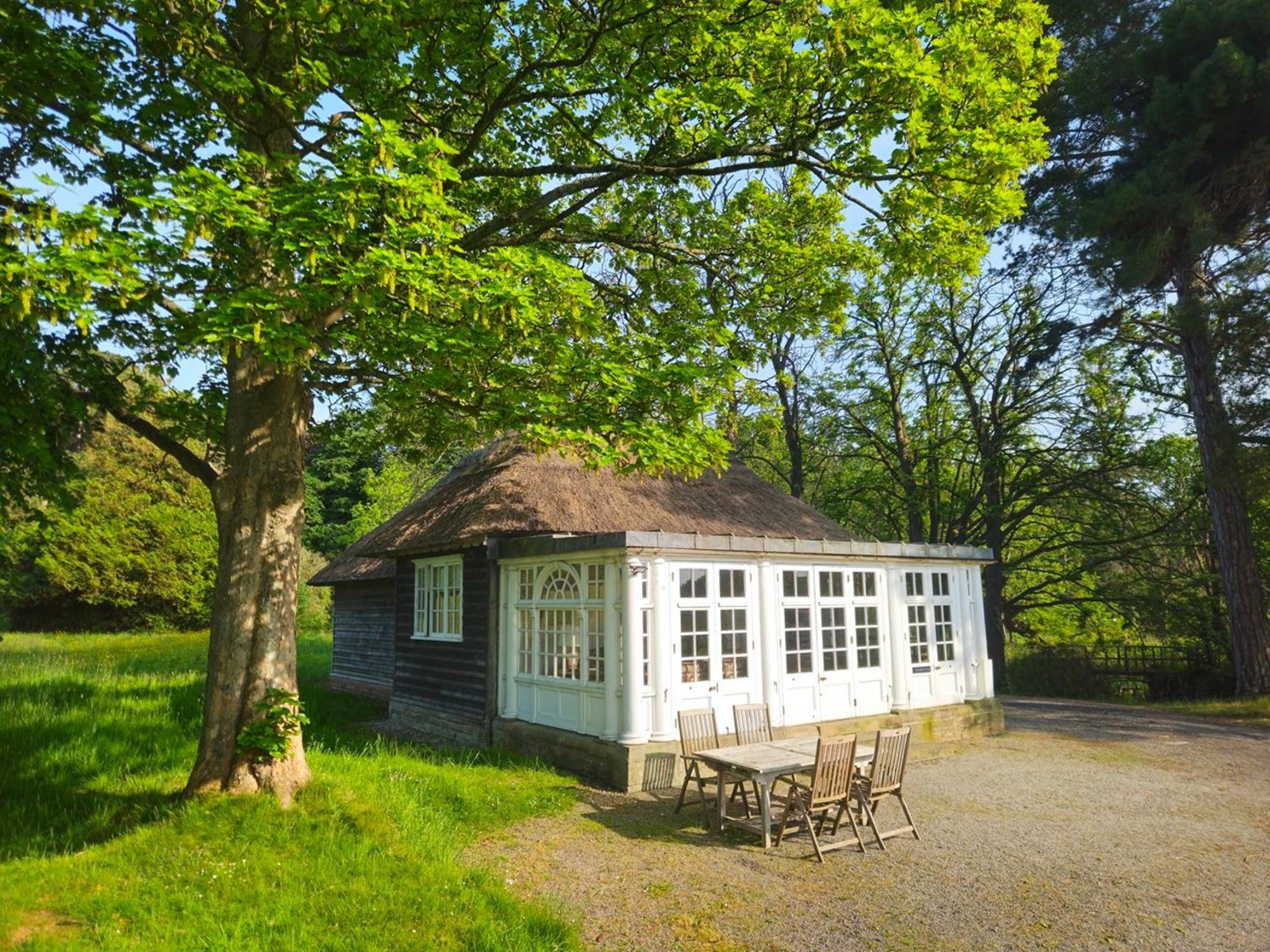 Thornton Manor - Holiday Cottages And Apartments Heswall Δωμάτιο φωτογραφία